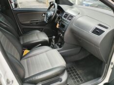 VOLKSWAGEN CROSSFOX MSI 1.6 /2015 CHIMA VEÍCULOS VENÂNCIO AIRES / Carros no Vale