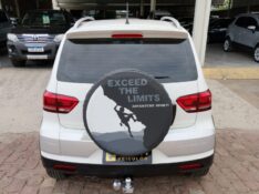 VOLKSWAGEN CROSSFOX MSI 1.6 /2015 CHIMA VEÍCULOS VENÂNCIO AIRES / Carros no Vale