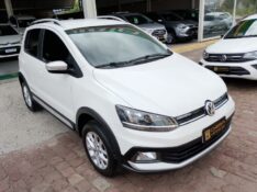 VOLKSWAGEN CROSSFOX MSI 1.6 /2015 CHIMA VEÍCULOS VENÂNCIO AIRES / Carros no Vale