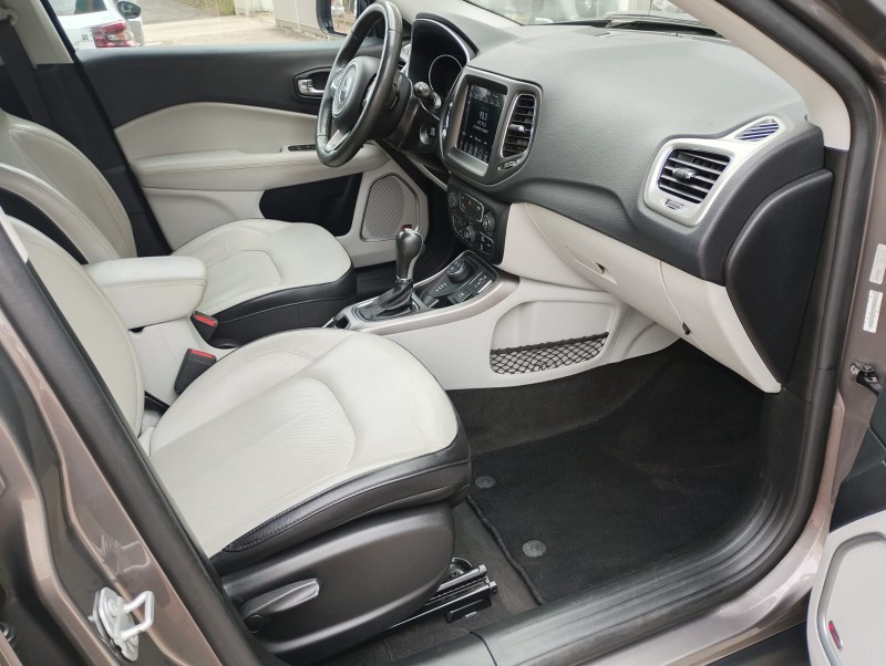 JEEP COMPASS 2.0 16V LONGITUDE 4X4 /2018 CHIMA VEÍCULOS VENÂNCIO AIRES / Carros no Vale JEEP COMPASS 2.0 16V LONGITUDE 4X4 /2018 CHIMA VEÍCULOS VENÂNCIO AIRES / Carros no Vale