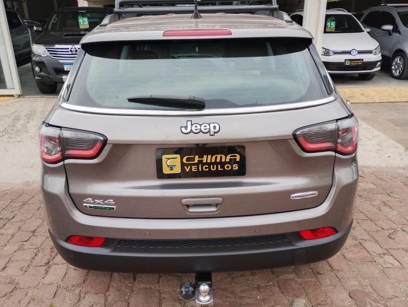 JEEP COMPASS 2.0 16V LONGITUDE 4X4 /2018 CHIMA VEÍCULOS VENÂNCIO AIRES / Carros no Vale JEEP COMPASS 2.0 16V LONGITUDE 4X4 /2018 CHIMA VEÍCULOS VENÂNCIO AIRES / Carros no Vale