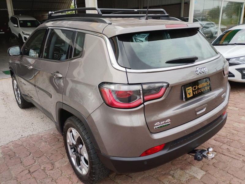JEEP COMPASS 2.0 16V LONGITUDE 4X4 /2018 CHIMA VEÍCULOS VENÂNCIO AIRES / Carros no Vale JEEP COMPASS 2.0 16V LONGITUDE 4X4 /2018 CHIMA VEÍCULOS VENÂNCIO AIRES / Carros no Vale