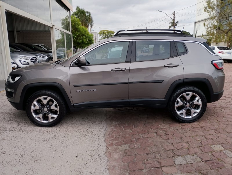 JEEP COMPASS 2.0 16V LONGITUDE 4X4 /2018 CHIMA VEÍCULOS VENÂNCIO AIRES / Carros no Vale JEEP COMPASS 2.0 16V LONGITUDE 4X4 /2018 CHIMA VEÍCULOS VENÂNCIO AIRES / Carros no Vale