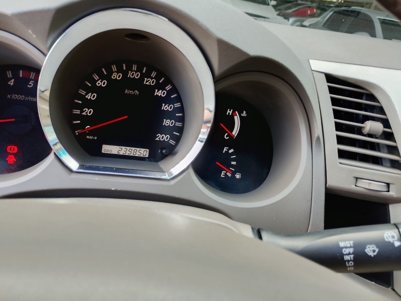 TOYOTA HILUX SW4 3.0 SRV 4X4 16V /2007 CHIMA VEÍCULOS VENÂNCIO AIRES / Carros no Vale TOYOTA HILUX SW4 3.0 SRV 4X4 16V /2007 CHIMA VEÍCULOS VENÂNCIO AIRES / Carros no Vale