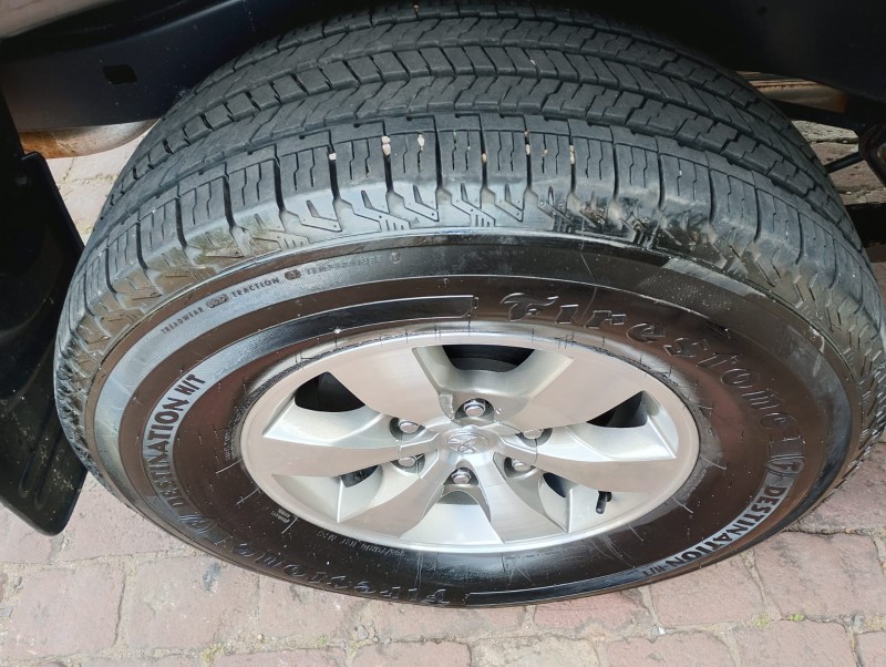 TOYOTA HILUX SW4 3.0 SRV 4X4 16V /2007 CHIMA VEÍCULOS VENÂNCIO AIRES / Carros no Vale TOYOTA HILUX SW4 3.0 SRV 4X4 16V /2007 CHIMA VEÍCULOS VENÂNCIO AIRES / Carros no Vale