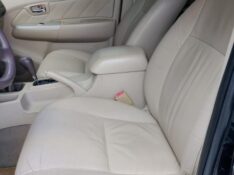 TOYOTA HILUX SW4 3.0 SRV 4X4 16V /2007 CHIMA VEÍCULOS VENÂNCIO AIRES / Carros no Vale