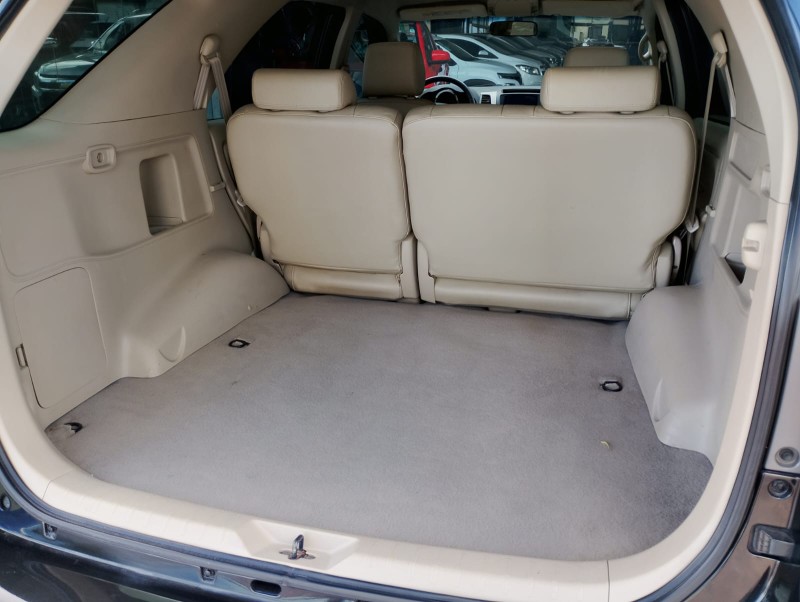 TOYOTA HILUX SW4 3.0 SRV 4X4 16V /2007 CHIMA VEÍCULOS VENÂNCIO AIRES / Carros no Vale TOYOTA HILUX SW4 3.0 SRV 4X4 16V /2007 CHIMA VEÍCULOS VENÂNCIO AIRES / Carros no Vale