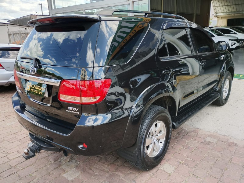 TOYOTA HILUX SW4 3.0 SRV 4X4 16V /2007 CHIMA VEÍCULOS VENÂNCIO AIRES / Carros no Vale TOYOTA HILUX SW4 3.0 SRV 4X4 16V /2007 CHIMA VEÍCULOS VENÂNCIO AIRES / Carros no Vale