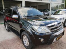 TOYOTA HILUX SW4 3.0 SRV 4X4 16V /2007 CHIMA VEÍCULOS VENÂNCIO AIRES / Carros no Vale