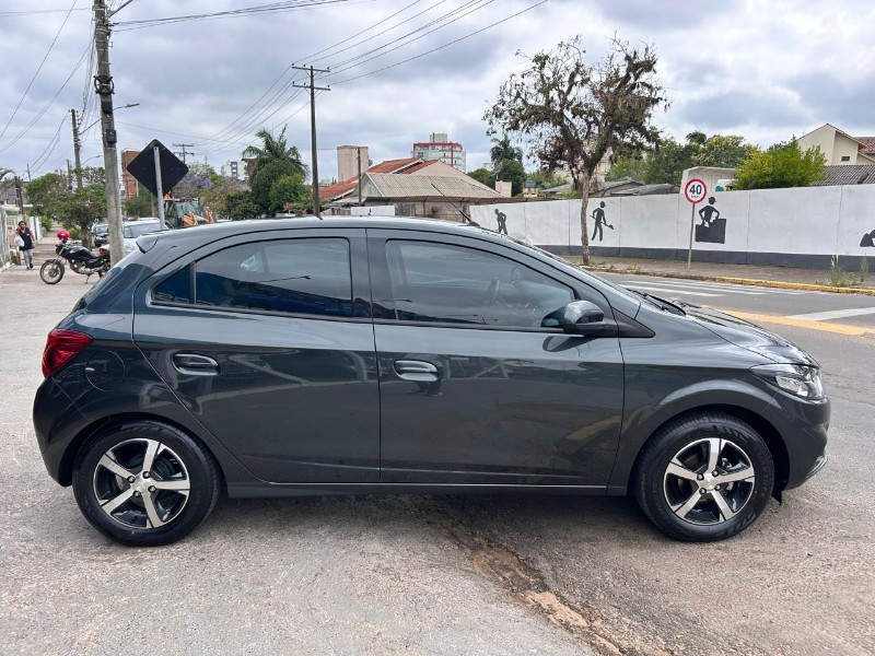CHEVROLET ONIX HATCH LTZ 1.4 8V FLEXPOWER 5P MEC. 2019/2019 LS MULTIMARCAS VENÂNCIO AIRES / Carros no Vale
