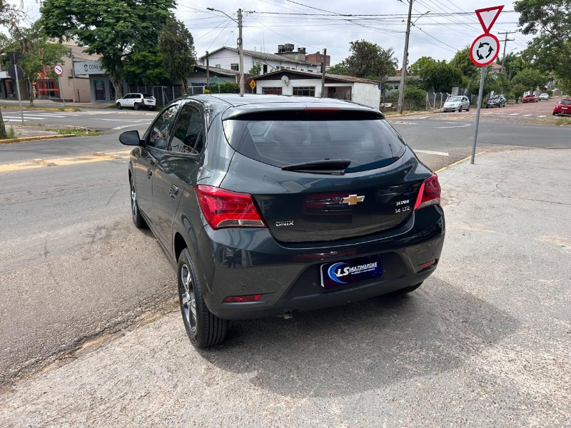 CHEVROLET ONIX HATCH LTZ 1.4 8V FLEXPOWER 5P MEC. 2019/2019 LS MULTIMARCAS VENÂNCIO AIRES / Carros no Vale