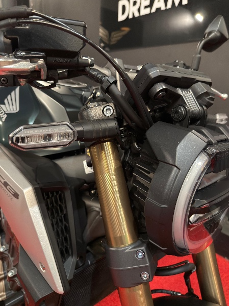 HONDA MOTOS CB 650R /2023 EXCLUSIVO VEÍCULOS SANTA CRUZ DO SUL / Carros no Vale