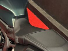 HONDA MOTOS CB 650R /2023 EXCLUSIVO VEÍCULOS SANTA CRUZ DO SUL / Carros no Vale