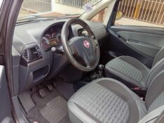FIAT IDEA ADVENTURE 1.8 2012/2013 ALTERNATIVA VEÍCULOS LAJEADO / Carros no Vale