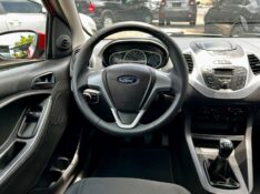FORD KA 1.0 SE /2015 AR MULTIMARCAS VENÂNCIO AIRES / Carros no Vale