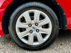 FORD KA 1.0 SE /2015 AR MULTIMARCAS VENÂNCIO AIRES / Carros no Vale