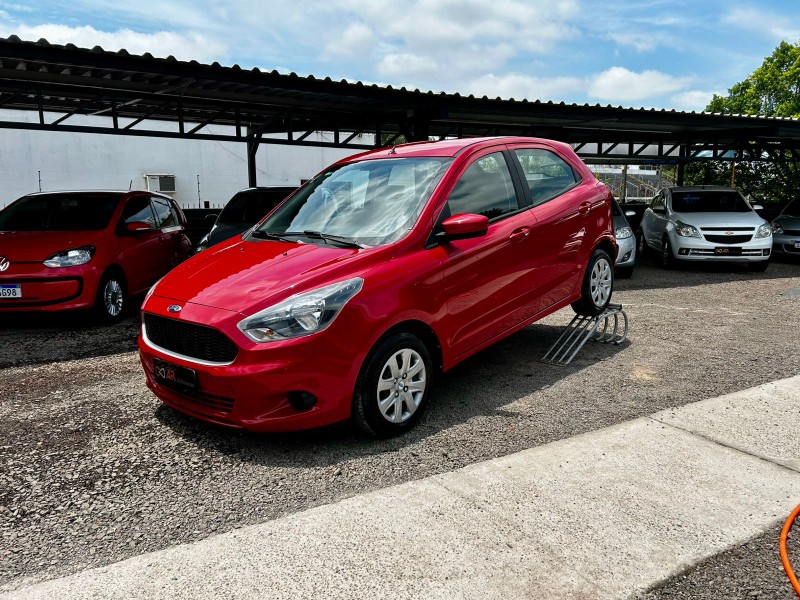FORD KA 1.0 SE /2015 AR MULTIMARCAS VENÂNCIO AIRES / Carros no Vale