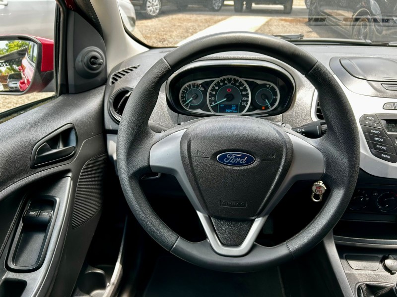FORD KA 1.0 SE /2015 AR MULTIMARCAS VENÂNCIO AIRES / Carros no Vale