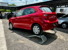 FORD KA 1.0 SE /2015 AR MULTIMARCAS VENÂNCIO AIRES / Carros no Vale