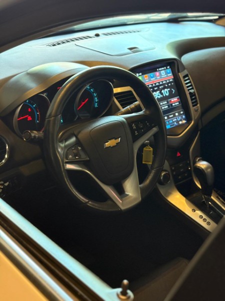 CHEVROLET CRUZE LT 1.8 16V FLEXPOWER 4P AUT. 2014/2014 JM AUTOMÓVEIS VENÂNCIO AIRES / Carros no Vale CHEVROLET CRUZE LT 1.8 16V FLEXPOWER 4P AUT. 2014/2014 JM AUTOMÓVEIS VENÂNCIO AIRES / Carros no Vale