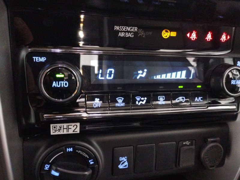 TOYOTA HILUX SW4 3.0 4X4 8V 2019/2019 TIAGO AUTOMÓVEIS VENÂNCIO AIRES / Carros no Vale TOYOTA HILUX SW4 3.0 4X4 8V 2019/2019 TIAGO AUTOMÓVEIS VENÂNCIO AIRES / Carros no Vale