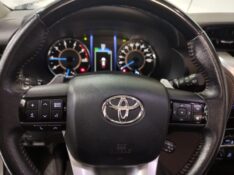 TOYOTA HILUX SW4 3.0 4X4 8V 2019/2019 TIAGO AUTOMÓVEIS VENÂNCIO AIRES / Carros no Vale