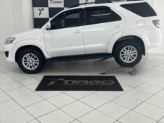 TOYOTA HILUX SW4 2.7 SR 4X2 16V FLEX 4P AUTOMÁTICO 2015/2015 TIAGO AUTOMÓVEIS VENÂNCIO AIRES / Carros no Vale