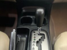 TOYOTA HILUX SW4 2.7 SR 4X2 16V FLEX 4P AUTOMÁTICO 2015/2015 TIAGO AUTOMÓVEIS VENÂNCIO AIRES / Carros no Vale