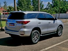 TOYOTA HILUX 2.7 SRV 4X2 CD 16V FLEX 4P AUTOMÁTICO 2017/2017 CRUZEIRO MULTIMARCAS CRUZEIRO DO SUL / Carros no Vale