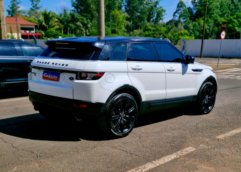 LAND ROVER RANGE ROVER EVOQUE PRESTIGE 2.0 240CV 2013/2013 CRUZEIRO MULTIMARCAS CRUZEIRO DO SUL / Carros no Vale