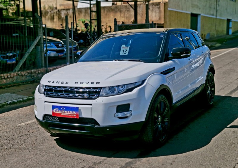 LAND ROVER RANGE ROVER EVOQUE PRESTIGE 2.0 240CV 2013/2013 CRUZEIRO MULTIMARCAS CRUZEIRO DO SUL / Carros no Vale