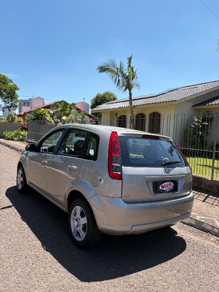 FORD FIESTA 1.6 16V FLEX MEC 5P 2013/2013 NEURI VEÍCULOS LAJEADO / Carros no Vale