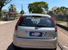 FORD FIESTA 1.6 16V FLEX MEC 5P 2013/2013 NEURI VEÍCULOS LAJEADO / Carros no Vale