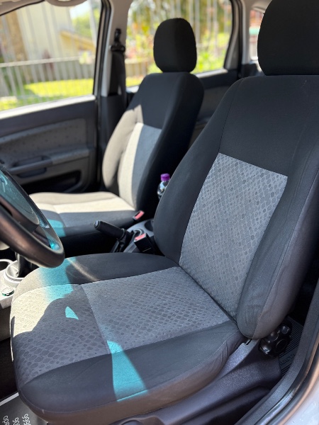 FORD FIESTA 1.6 16V FLEX MEC 5P 2013/2013 NEURI VEÍCULOS LAJEADO / Carros no Vale