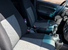 FORD FIESTA 1.6 16V FLEX MEC 5P 2013/2013 NEURI VEÍCULOS LAJEADO / Carros no Vale