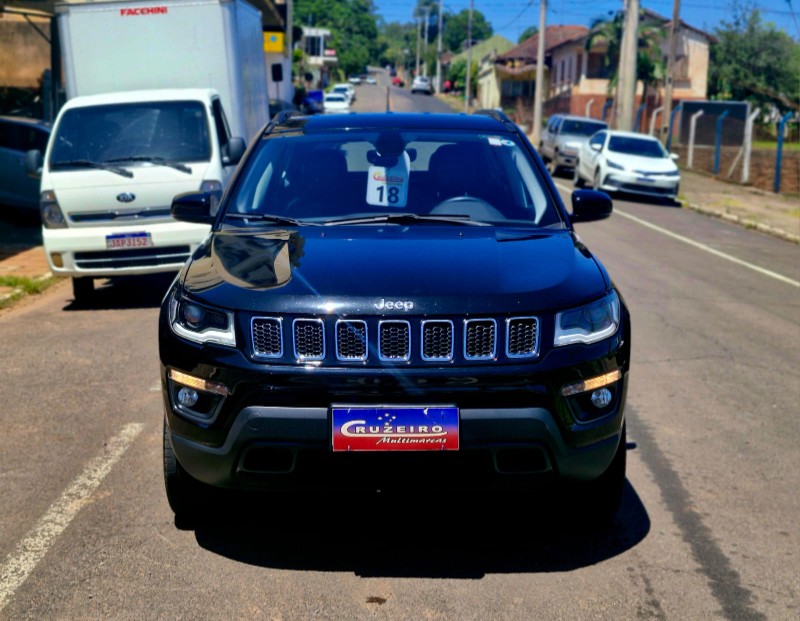 JEEP COMPASS 2.0 16V LONGITUDE 4X4 2018/2018 CRUZEIRO MULTIMARCAS CRUZEIRO DO SUL / Carros no Vale