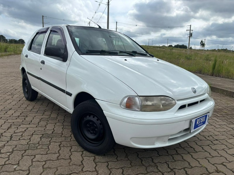 FIAT PALIO YOUNG /2002 RT 811 VEÍCULOS ARROIO DO MEIO / Carros no Vale