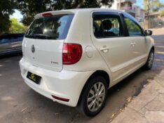 VOLKSWAGEN FOX TREND 1.0 8V 2014/2014 ESTAÇÃO DO CARRO ESTRELA / Carros no Vale