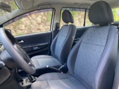 VOLKSWAGEN FOX TREND 1.0 8V 2014/2014 ESTAÇÃO DO CARRO ESTRELA / Carros no Vale