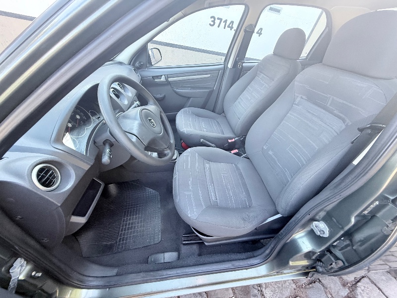 CHEVROLET PRISMA MAXX 1.0 2010/2010 ELY AUTOMÓVEIS LAJEADO / Carros no Vale