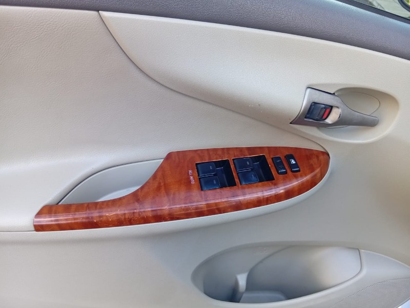 TOYOTA COROLLA SE-G 1.8 2008/2009 ALTERNATIVA VEÍCULOS LAJEADO / Carros no Vale