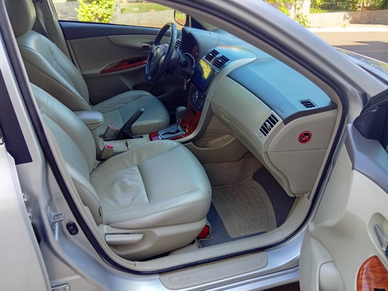 TOYOTA COROLLA SE-G 1.8 2008/2009 ALTERNATIVA VEÍCULOS LAJEADO / Carros no Vale