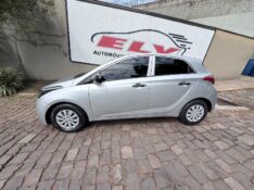 HYUNDAI HB20 1.0 12V FLEX COMFORT MANUAL 2017/2017 ELY AUTOMÓVEIS LAJEADO / Carros no Vale