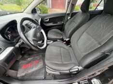 KIA PICANTO 1.0 EX 12V FLEX 4P AUTOMÁTICO 2015/2015 ELY AUTOMÓVEIS LAJEADO / Carros no Vale