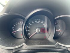 KIA PICANTO 1.0 EX 12V FLEX 4P AUTOMÁTICO 2015/2015 ELY AUTOMÓVEIS LAJEADO / Carros no Vale