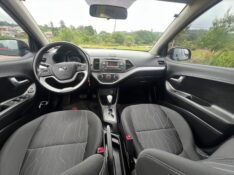 KIA PICANTO 1.0 EX 12V FLEX 4P AUTOMÁTICO 2015/2015 ELY AUTOMÓVEIS LAJEADO / Carros no Vale