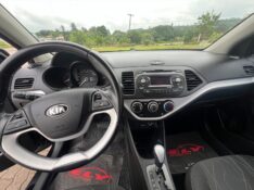 KIA PICANTO 1.0 EX 12V FLEX 4P AUTOMÁTICO 2015/2015 ELY AUTOMÓVEIS LAJEADO / Carros no Vale