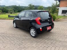 KIA PICANTO 1.0 EX 12V FLEX 4P AUTOMÁTICO 2015/2015 ELY AUTOMÓVEIS LAJEADO / Carros no Vale