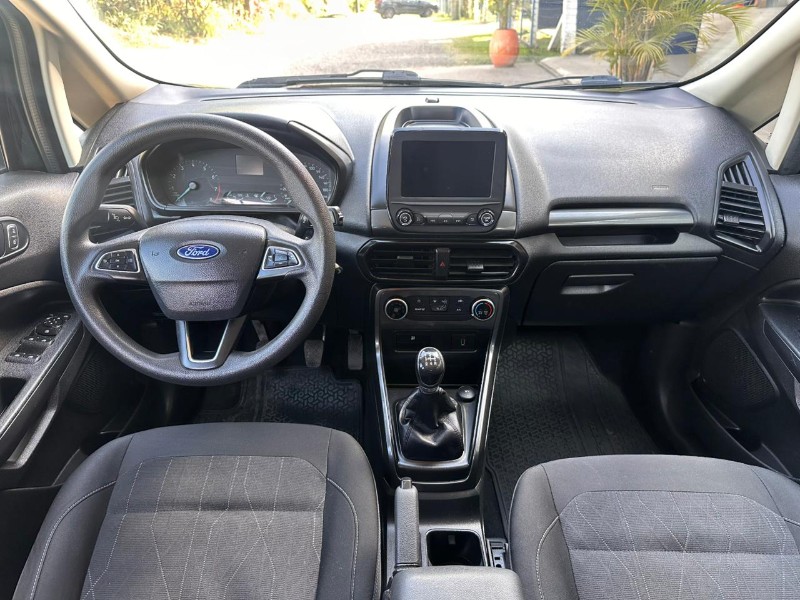 FORD ECOSPORT SE 1.5 /2020 MENEGHINI VEÍCULOS ARROIO DO MEIO / Carros no Vale