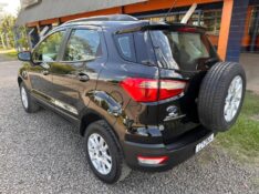 FORD ECOSPORT SE 1.5 /2020 MENEGHINI VEÍCULOS ARROIO DO MEIO / Carros no Vale